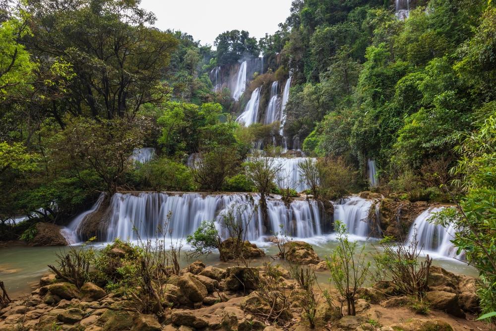  Thi Lo Su Waterfall