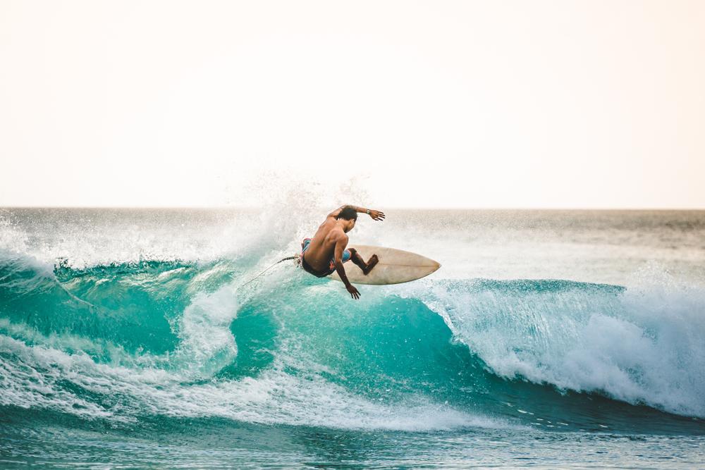Surfing 