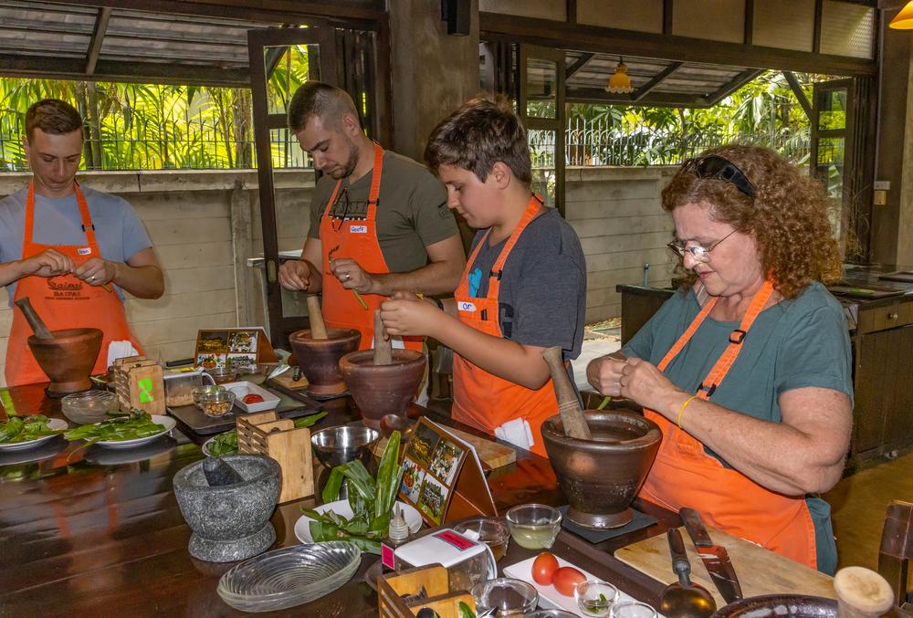 Experience a Thai Cooking Class