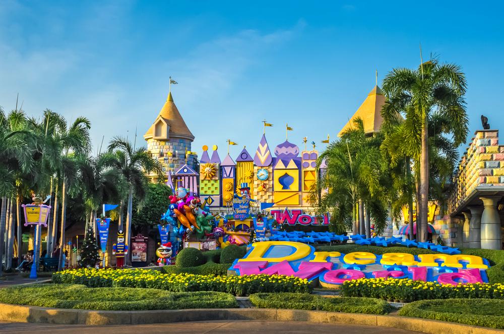 Have Fun at Dream World Bangkok