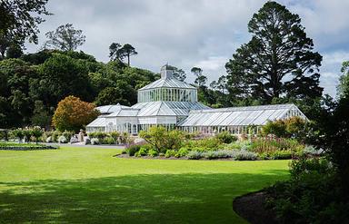 Come close to nature at Dunedin Botanic Garden