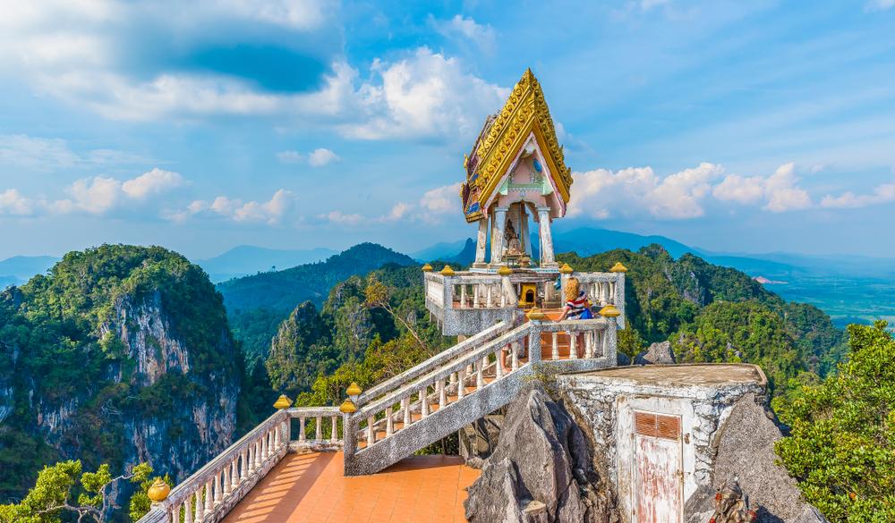Hike to Tiger Cave Temple