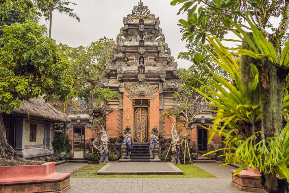 Feel Like Royals at Ubud Palace