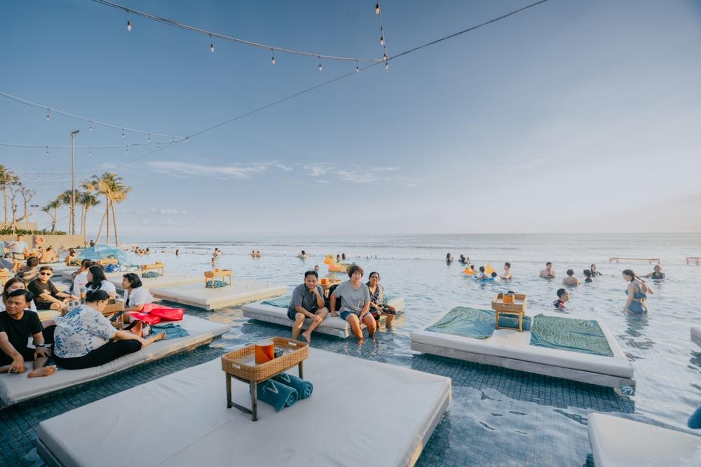 Atlas Beach Club, Canggu