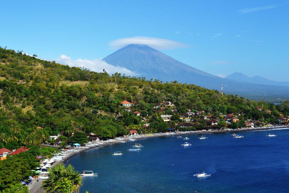 Tulamben Beach