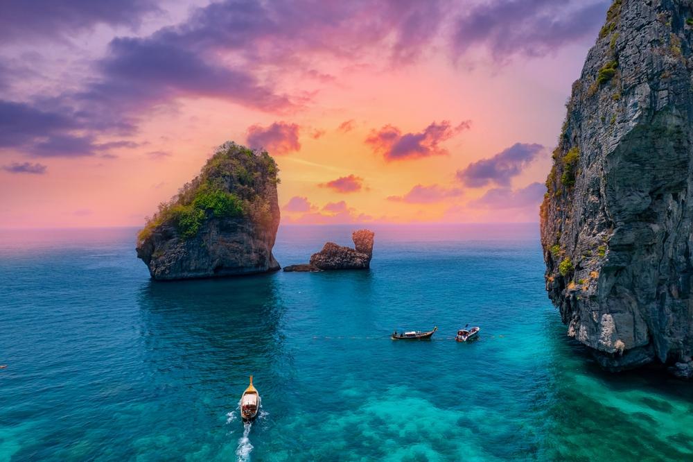 Explore Phi Phi Islands